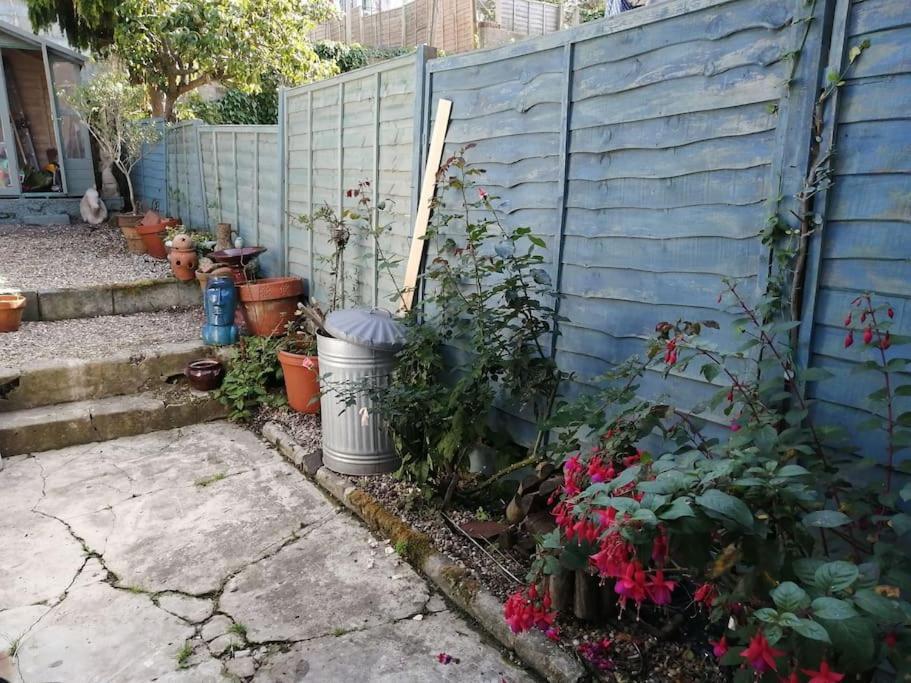 Seaside 2 Bed Terraced House With Garden Villa Hastings Bagian luar foto